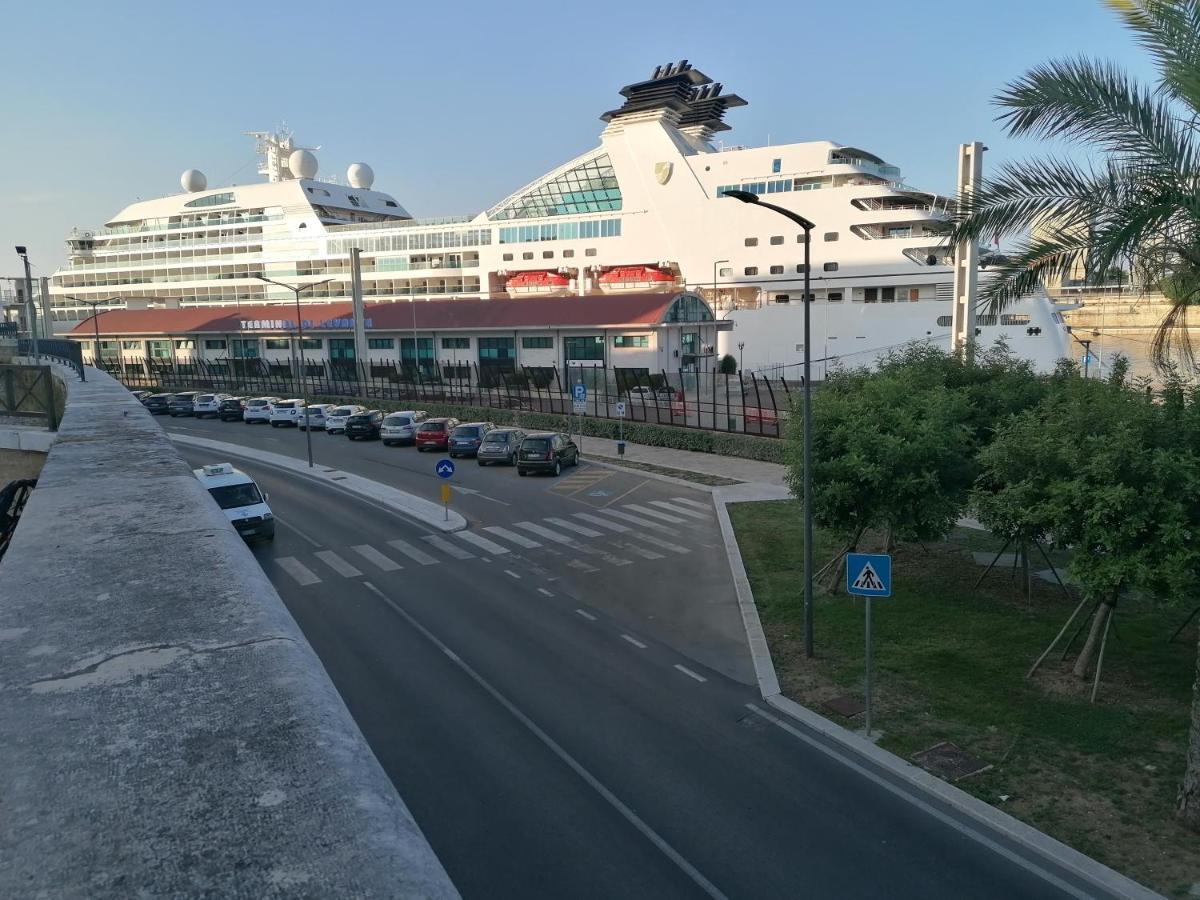 Centro Storico Mare Fuori Villa Brindisi Eksteriør billede