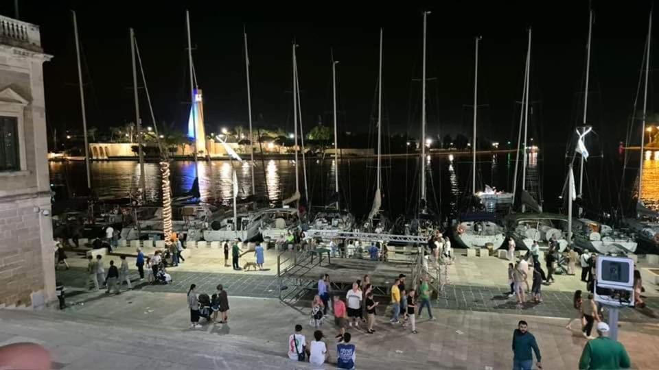 Centro Storico Mare Fuori Villa Brindisi Eksteriør billede